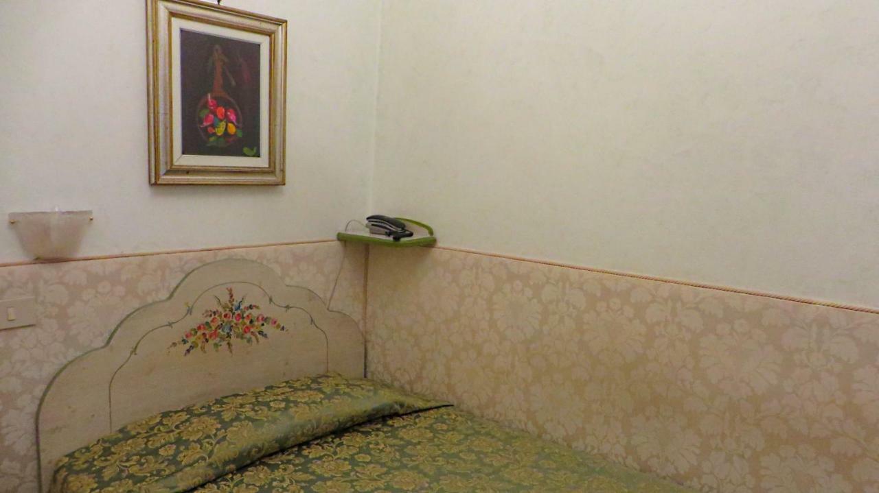 Hotel San Salvador Basic & Local 2 Stars Hotel Венеция Екстериор снимка